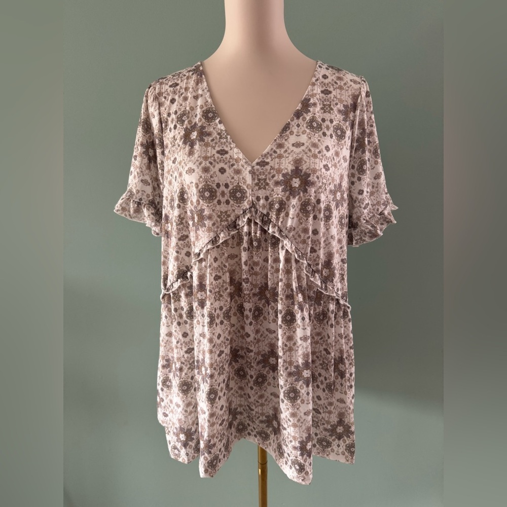 Brown and White Blouse with Chic Style, Large